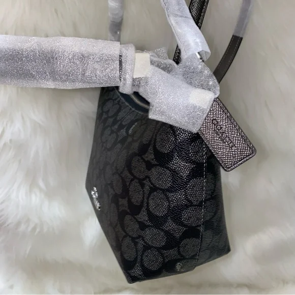 Coach 🩶🖤🩶 signature purse New - Picture 5 of 16